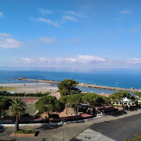 L'Oasi Di Giorgia Bed & Breakfast Cittadella del Capo Ngoại thất bức ảnh