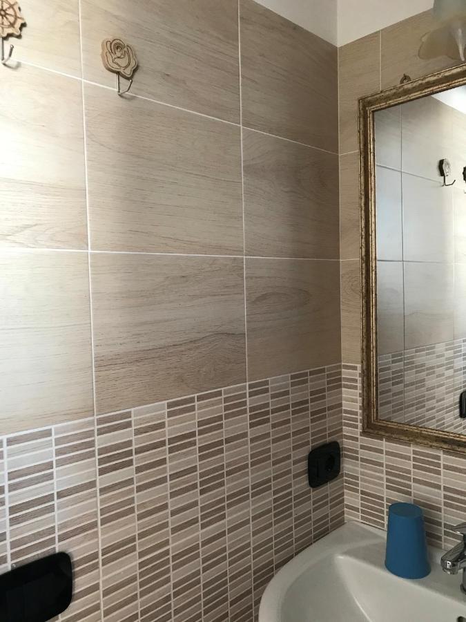 L'Oasi Di Giorgia Bed & Breakfast Cittadella del Capo Ngoại thất bức ảnh