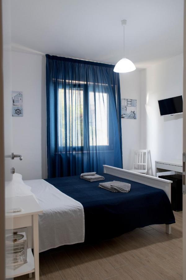 L'Oasi Di Giorgia Bed & Breakfast Cittadella del Capo Ngoại thất bức ảnh