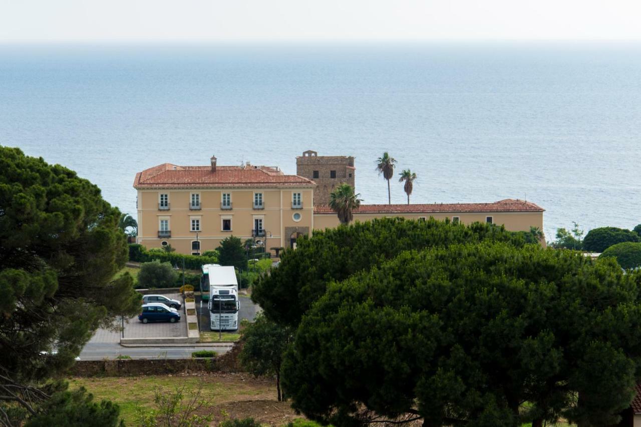 L'Oasi Di Giorgia Bed & Breakfast Cittadella del Capo Ngoại thất bức ảnh