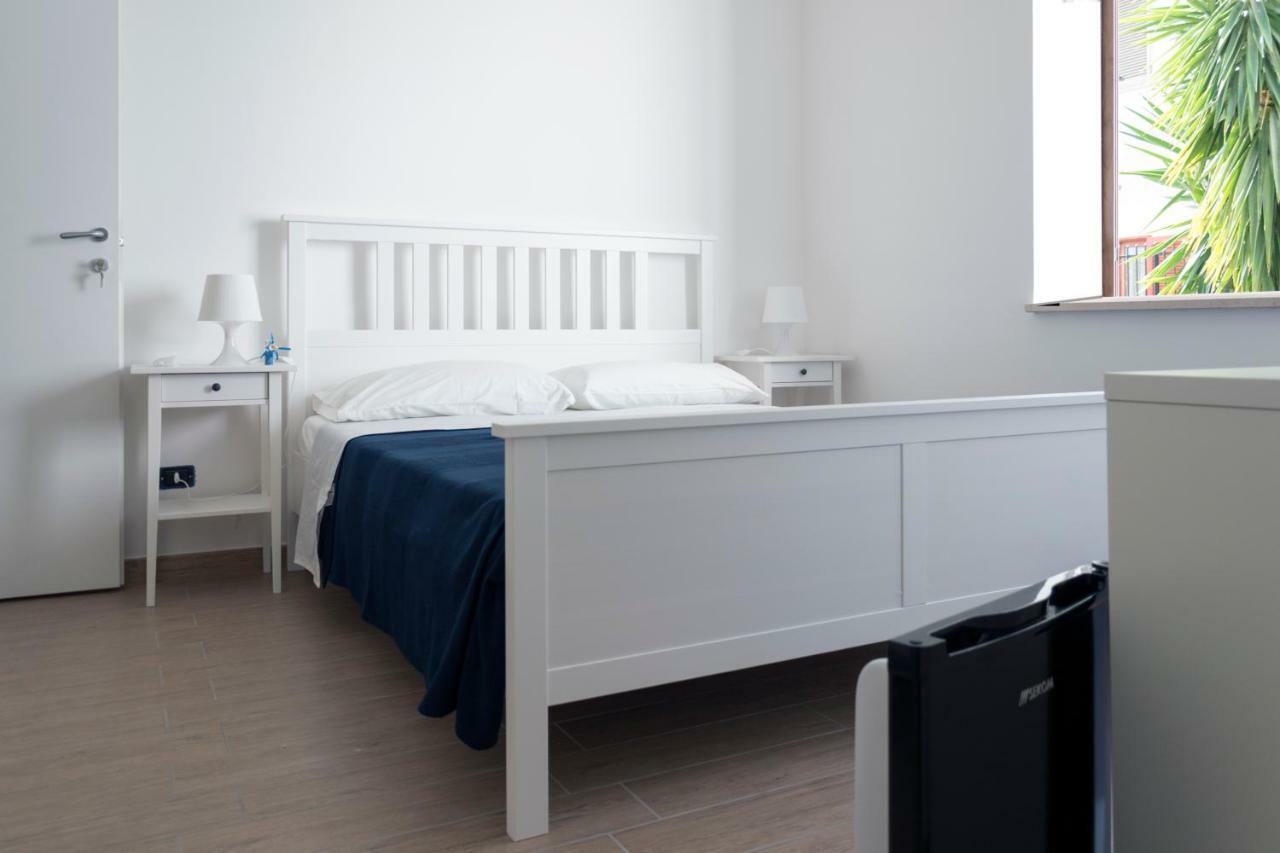 L'Oasi Di Giorgia Bed & Breakfast Cittadella del Capo Ngoại thất bức ảnh