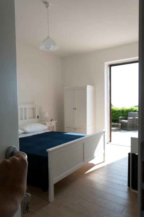 L'Oasi Di Giorgia Bed & Breakfast Cittadella del Capo Ngoại thất bức ảnh